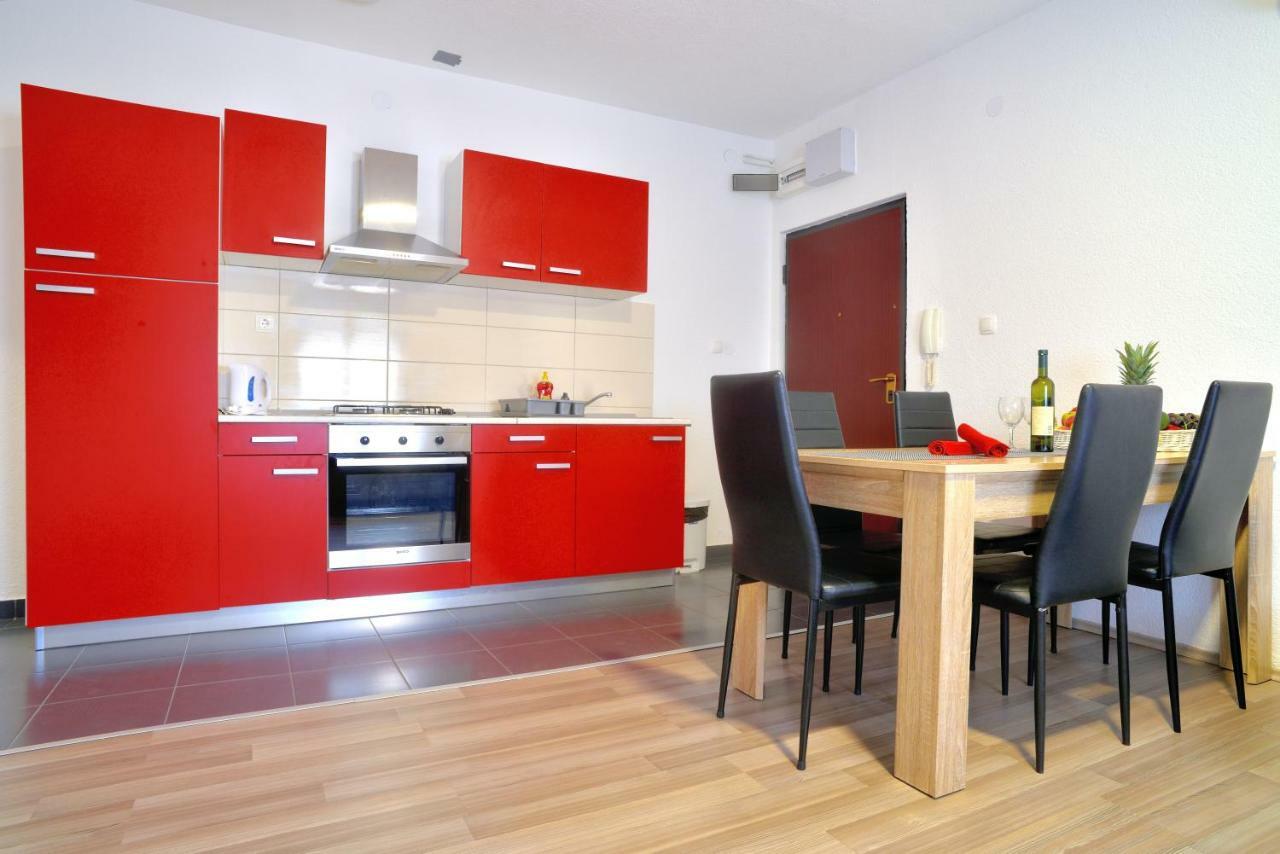 Ferienwohnung Red Rose Split Exterior foto