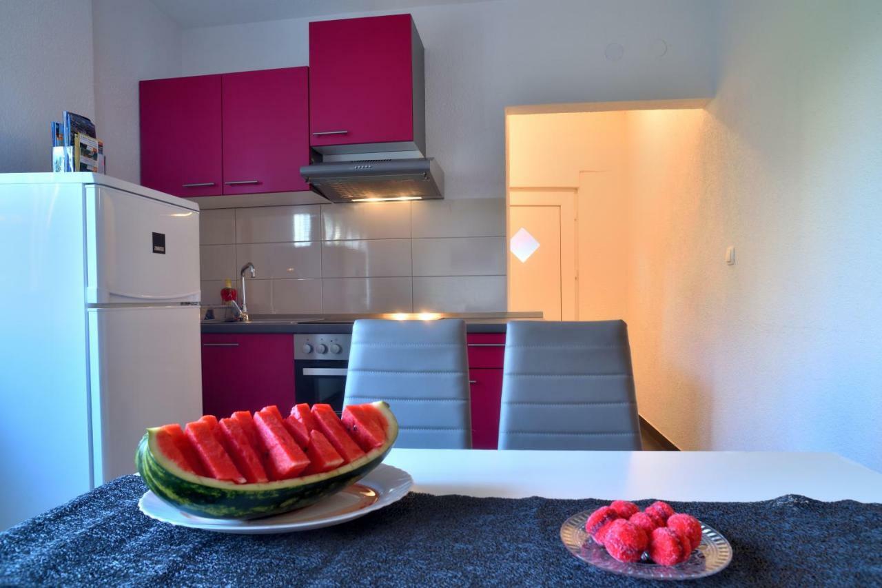 Ferienwohnung Red Rose Split Exterior foto